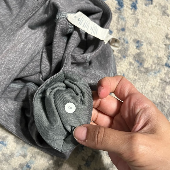 Lululemon wunder under size 8 gray - Picture 4 of 4